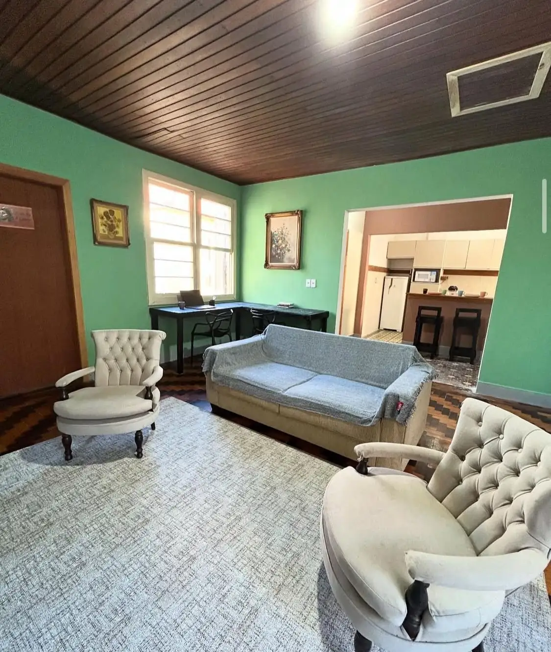Sala com TV da Bah Gurias